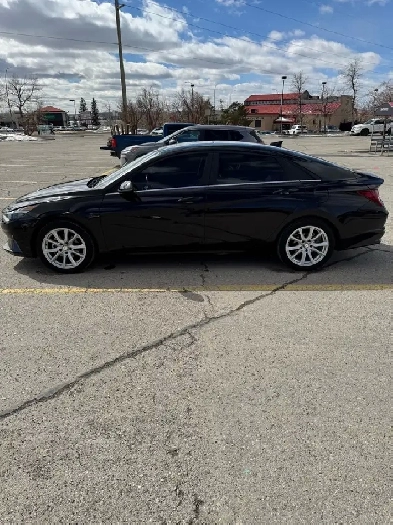 2023 HYUNDAI ELANTRA LUXURY