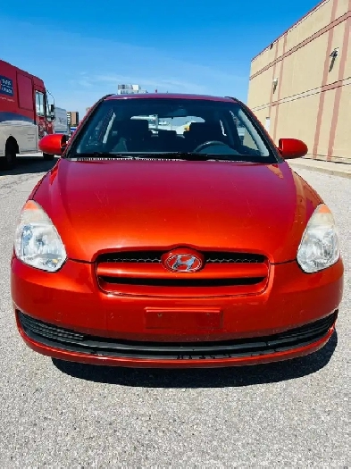 2009 Hyundai Accent Sport  VERY LOW KM
