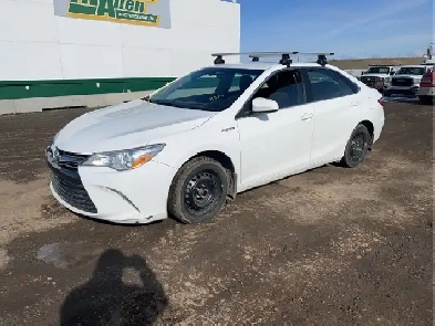 2017 Toyota Camry Hybrid Image# 1