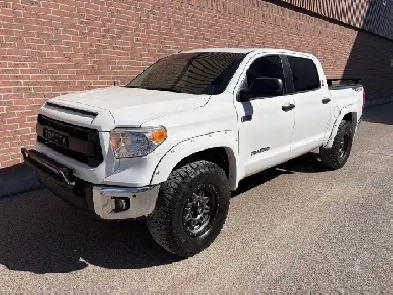 2016 Toyota Tundra SR5