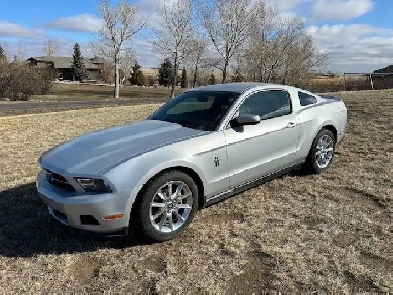 2010 MUSTANG V6 PONY PACKAGE 125KM