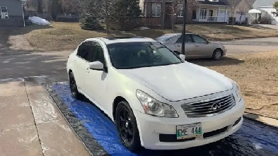 2009 Infiniti G37X Journey