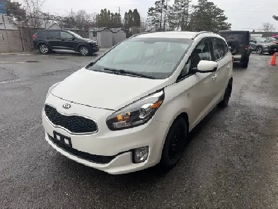 2016 Kia rondo only 67xxxkm