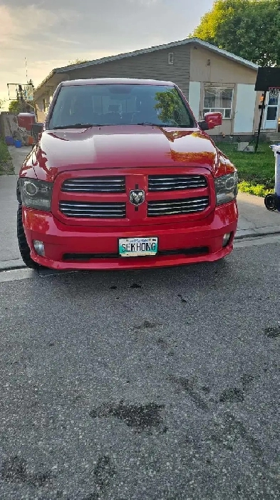 2014 Dodge Ram Hemi Sport