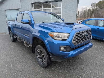 2018 Toyota Tacoma TRD SPORT
