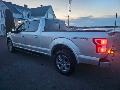 2018 Ford F-150 4WD SUPERCREW LONG BED XLT NON SMOKER Image# 1