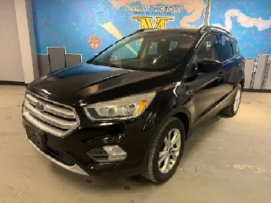 2018 Ford Escape SE, AWD, 20 DEALER SERVICE RECORDS. Image# 1