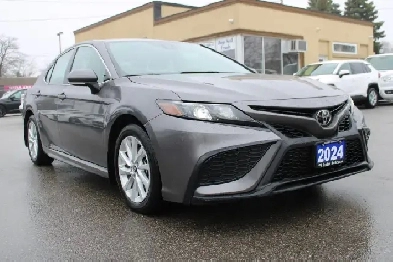 2024 Toyota Camry SE Auto