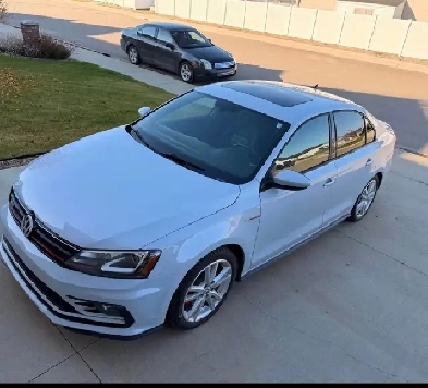 2017 Volkswagen Jetta GLI Mint condition