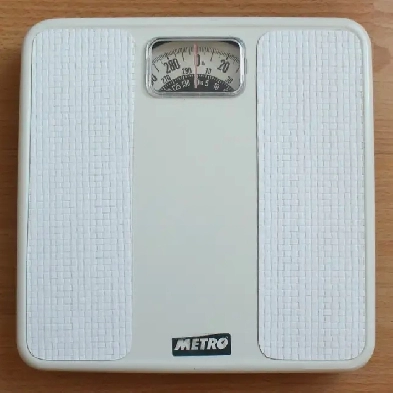 Mechanical weighing scale no battery required