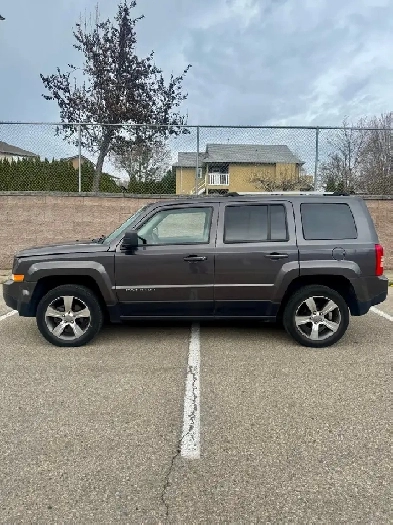 2016 Jeep Patriot SUV Image# 1