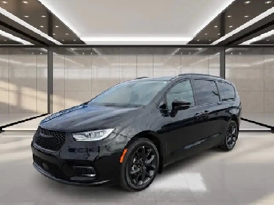 2022 Chrysler Pacifica Touring L FWD Image# 1