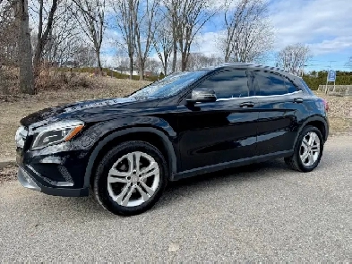 MercedesBenz GLA 250 4MATIC 2017 Noir  Bas kilomtrage jamais