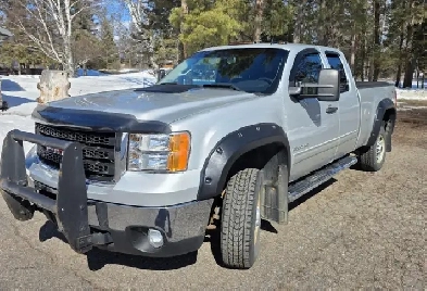 GMC 2500 HD 66 Duramax 6 Speed