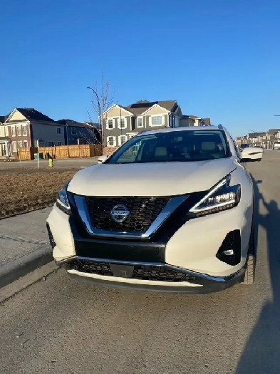 2020 Murano Platinum AWD  One Owner  Under Extended Warranty