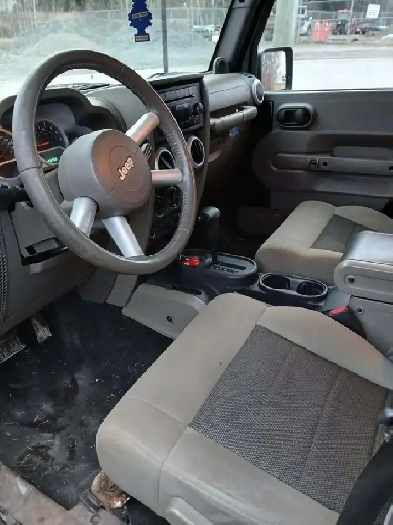 2010 jeep wrangler sahara