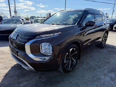 2023 Mitsubishi Outlander GT PHEV 7 Passengers