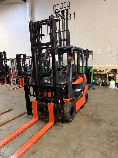 282 toyota electric forklift capacity 5500lbs
