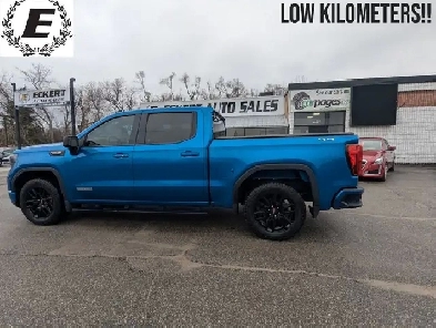 2022 GMC Sierra 1500 Elevation WITH LOW LOW KILOMETERS! Image# 1