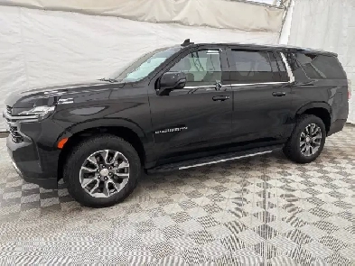 2024 Chevrolet Suburban Image# 1