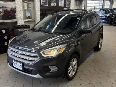 2019 FORD ESCAPE SEL EDITION | 4WD | 1 OWNER | Image# 1