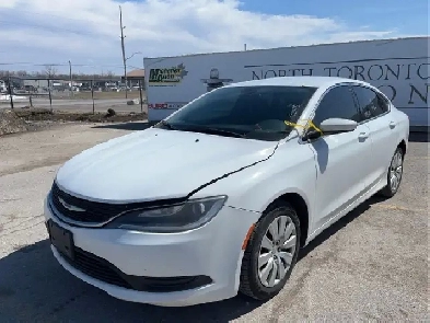 2015 Chrysler 200 Image# 1