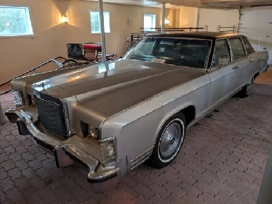 1979 Lincoln Town Car Image# 1