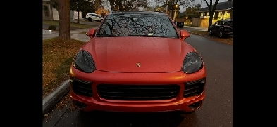 2016 Porsche Cayenne gts