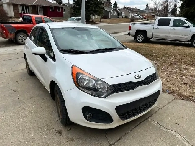 2013 KIA RIO