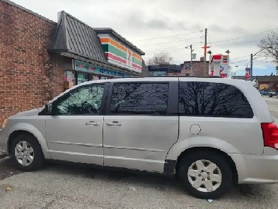 2012 dodge ram caravan
