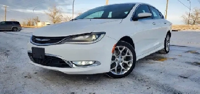 2015 CHRYSLER 200C V6  AWD Loaded Luxury Trim Remote Start