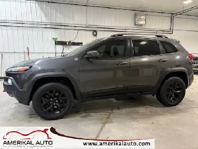 2016 JEEP CHEROKEE TRAILHAWK LOADED ACCIDENT FREE SAFETIED