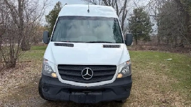 2018 Mercedes-Benz Sprinter Cargo Van 2500 Image# 1