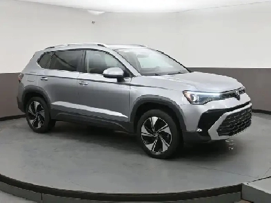 2025 Volkswagen Taos COMFORTLINE 4MOTION LOW MILEAGE HEATED SEA