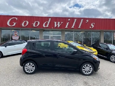 2018 Chevrolet Spark LT, AUTO, CLEAN CARFAX, BACK UP CAMERA! Image# 1