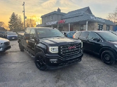 2017 GMC Sierra 1500 4WD Crew Cab 1530 SLE