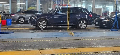 2018 Mercedes-Benz GLC 350 4MATIC – Mint Condition | Fully Lo Image# 1