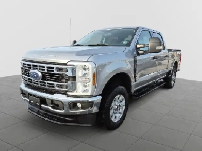 2024 Ford F-250 XLT XLT | 4WD CrewCab | 7.3L V8 | SAVE $18,30... Image# 1