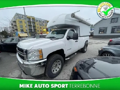 Chevrolet Silverado 3500HD Cabine ordinaire 2 RM 133 po WT 2014 Image# 1