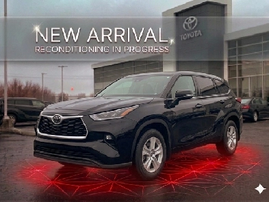 2022 Toyota Highlander LE  Heated Seats  Power Liftgate