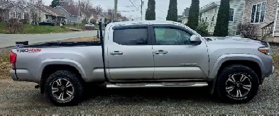 2016 Toyota Tacoma trd