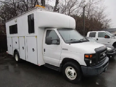 Ford E450 Cutaway E450 Super Duty 110 v chauffage isolation ca