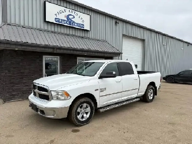 2019 Ram 1500 Classic Crew Cab 4X4 SLT 57L  Clean Title