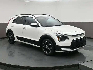 2025 Kia Niro HEATED SEATS APPLE CAR PLAY  MORE