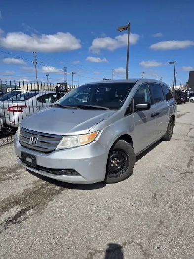 2011 Honda Odyssey LX Image# 1