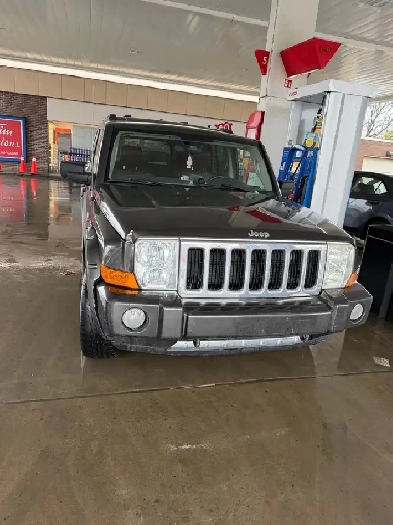 JEEP COMMANDER 2006 V8 Hemi 57 low mileage