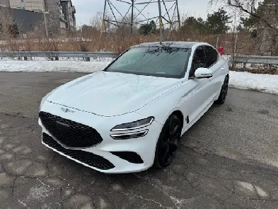 2023 Genesis G70 Sport 33T AWD  Leather  GPS  Camera