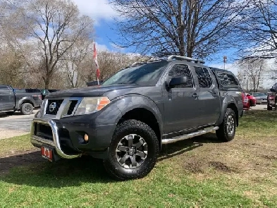 2015 NISSAN FRONTIER PRO4X CREW LOW KMS CERTIFIED