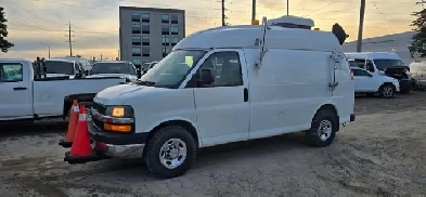 2010 Chevrolet Express Cargo Van High roof Work Shop Generator! Image# 1