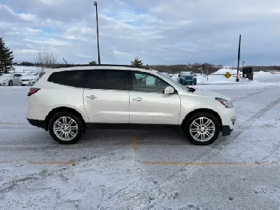 2015 Chevrolet Traverse LT AWD Image# 1